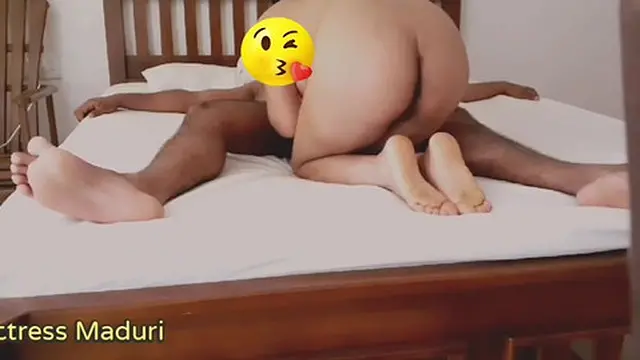 Maduri Actress Sizzlin′ New Year Fun April 14th 2021