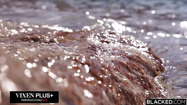 Dark-haired beauty dumps lover for intense Bbw action